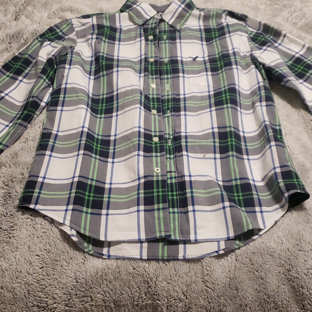American eagle plaid button up